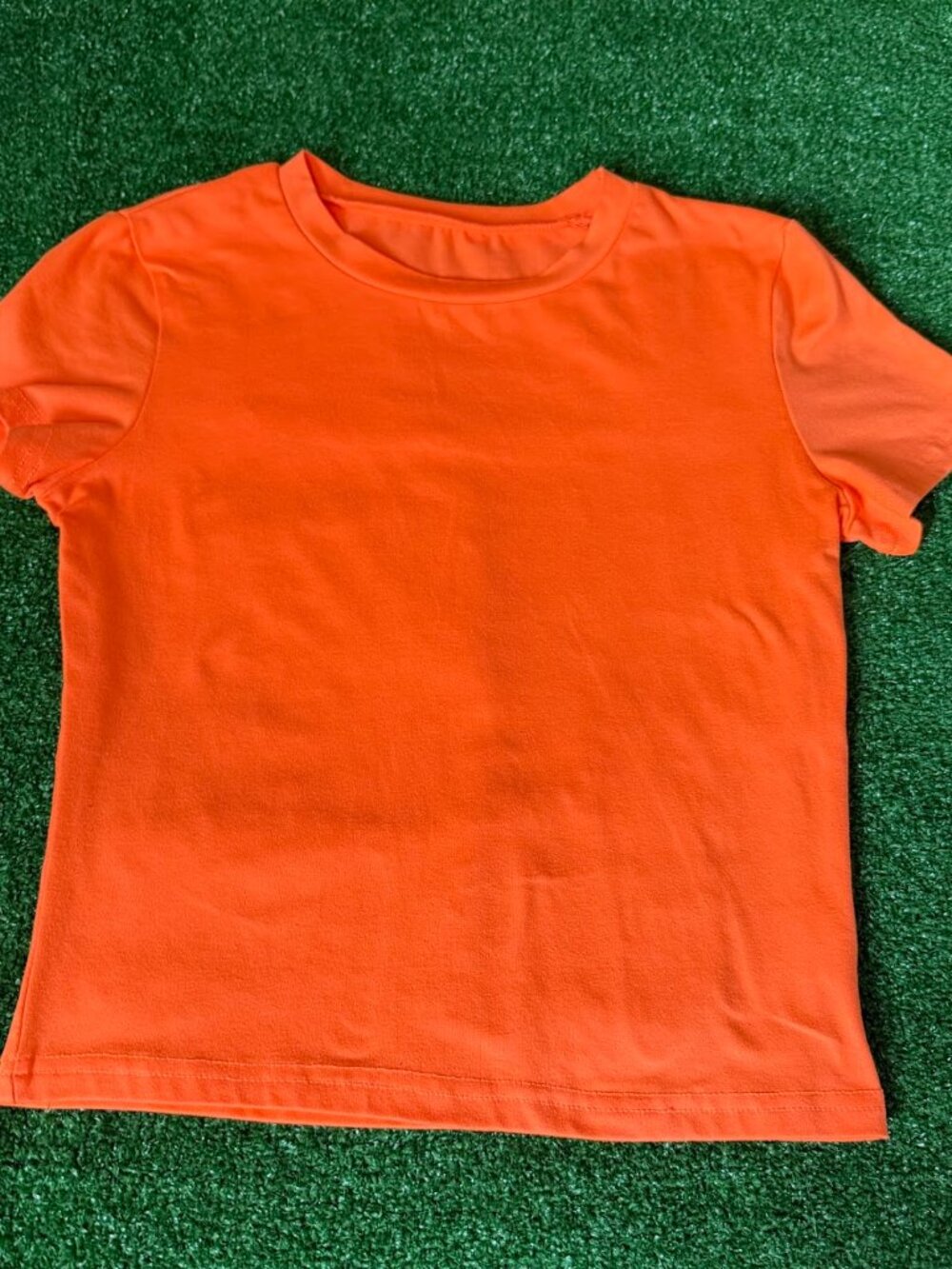 Shein Solid Cream Short Sleeve Basic Crop Top T-Shirt Size S  SHEIN basic crop t